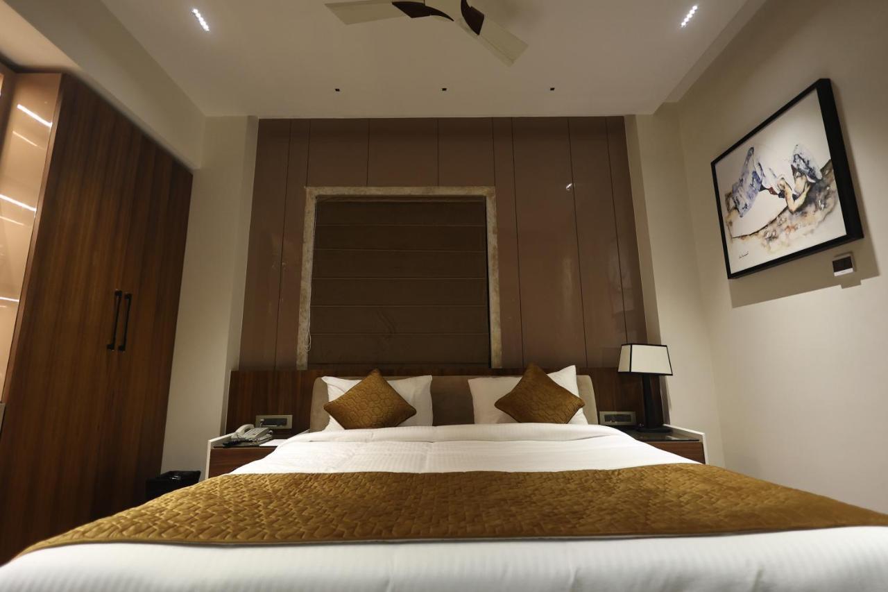 The Ramayana Hotel, Ayodhya Exteriér fotografie