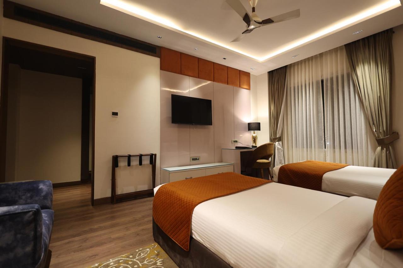 The Ramayana Hotel, Ayodhya Exteriér fotografie