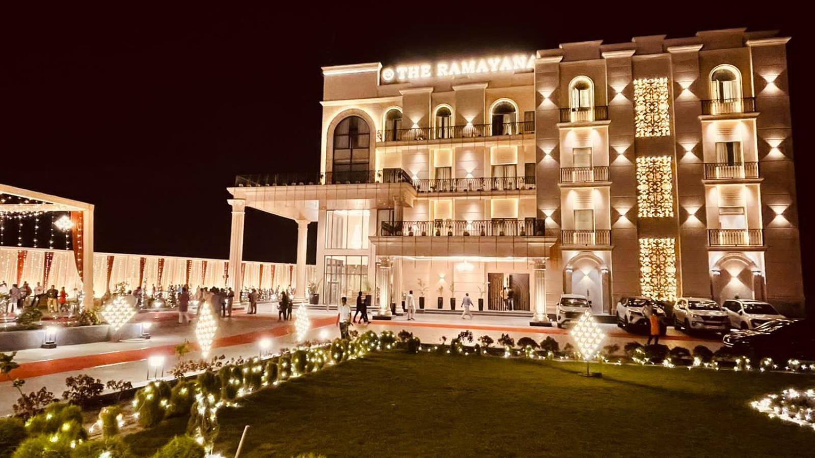 The Ramayana Hotel, Ayodhya Exteriér fotografie